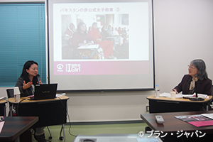 写真：村松理事長（右）は教育の大切さを強調されます