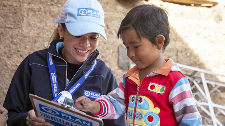 プランを通してスポンサーとチャイルドが繋がるイメージ