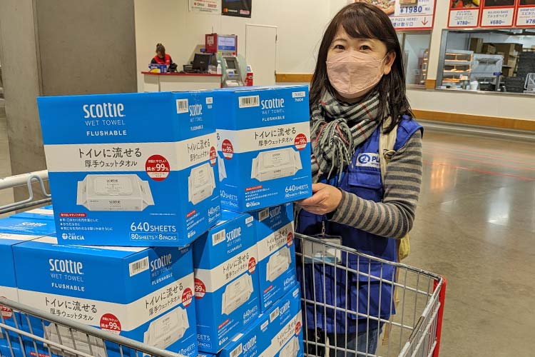 追加の物資を大量に購入 / ©プラン・インターナショナル