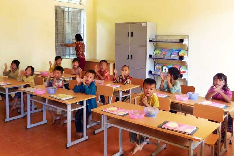支援後のスオイスートン小学校（ライチャウ省） / ©プラン・インターナショナル