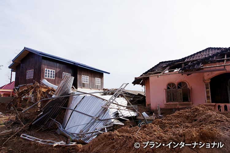 写真：洪水の被害を受けた住宅