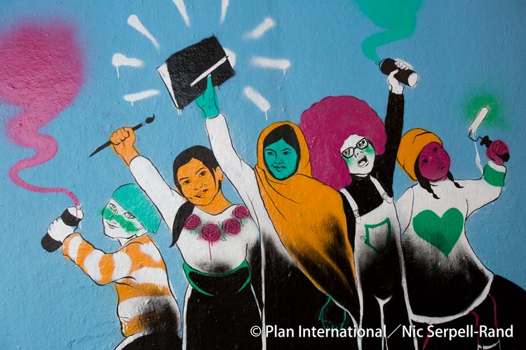 写真：国際女性デーイベントのキャンペーンで描かれた壁画（イギリス）