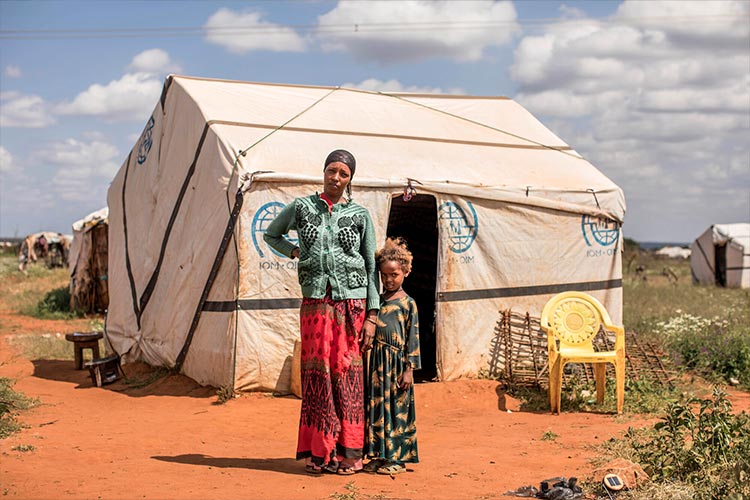 ジュリオさん（左）とモティちゃん（右）