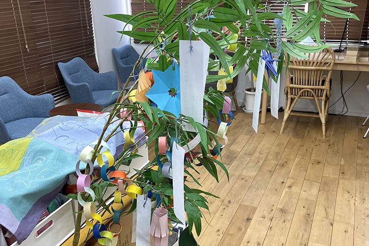 写真：各々の願いを込めて七夕を祝いました