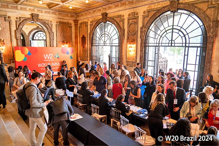 写真：W20一般公開イベントの受付