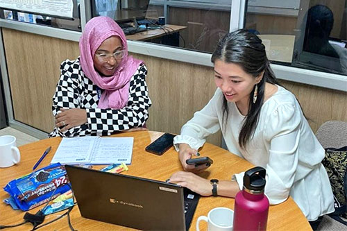 写真：初めての海外出張で尋ねたケニア事務所にて