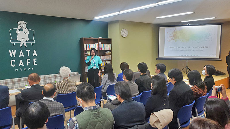 写真：国内支援事業グループリーダーの福田愛よりご挨拶