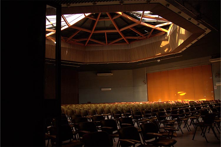 写真:かつての姿