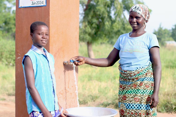 写真:給水設備の建設を支援(トーゴ)