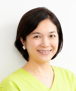 写真：認定NPO法人 ピッコラーレ　代表理事・中島かおり氏