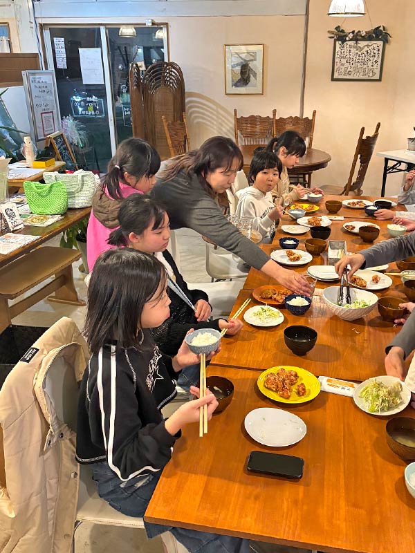 写真：「みんな食堂」の様子