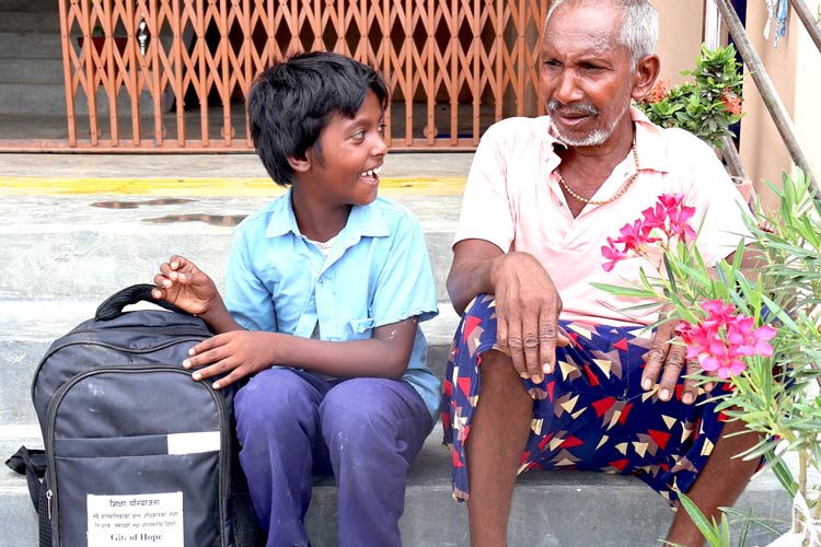 写真：ディネシュワルさん（シヴナートさんの祖父）