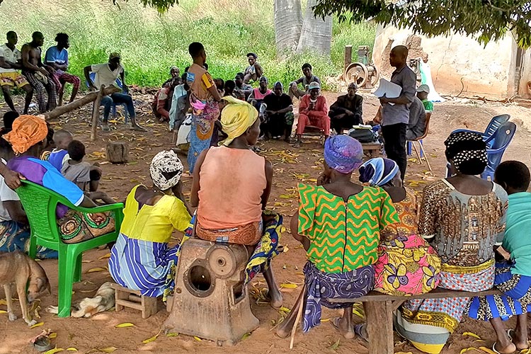 写真：地域住民向け啓発キャンペーン