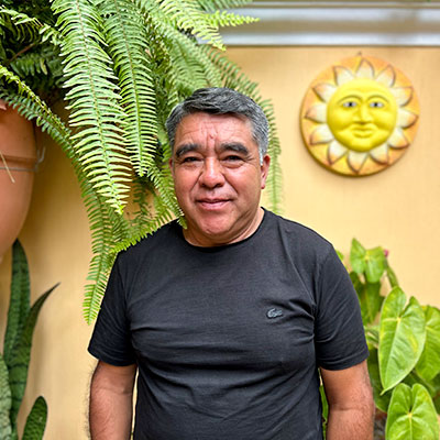 写真：マテオさん、53歳、教師