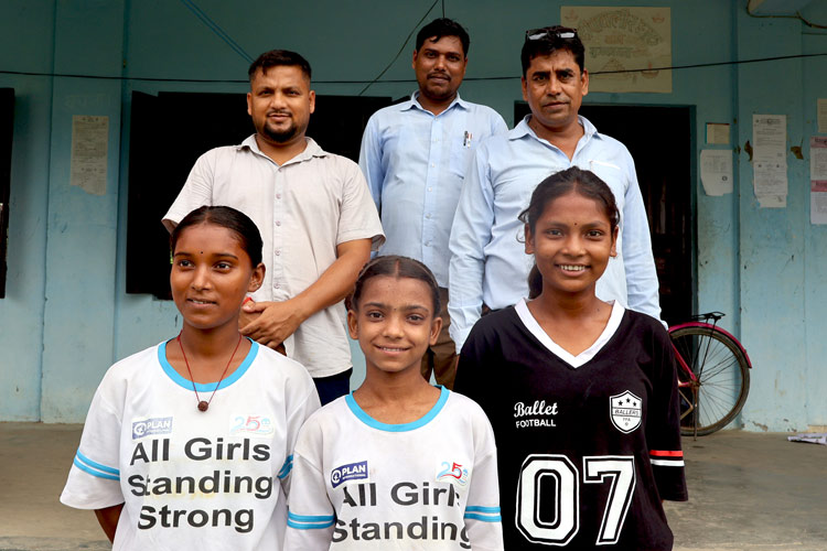 写真：スミットさん（女子サッカークラブコーチ）