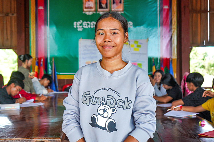 写真：ソフィークさん（17歳）、カンボジア