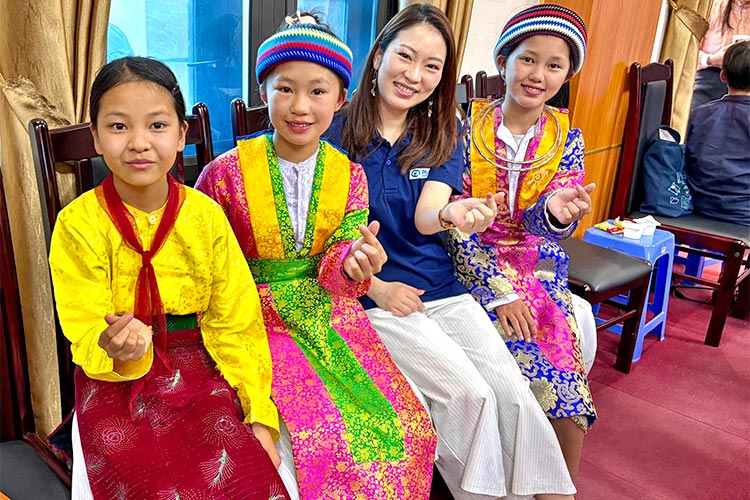 写真：水上職員（ベトナム）