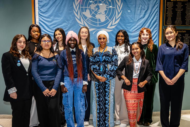 写真:国連の年次会議（CSW69）に参加する若者たち