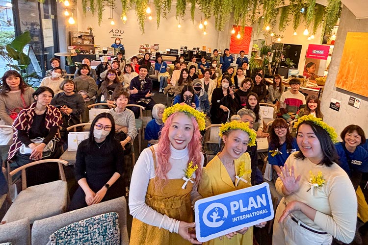 写真：会場に来場された皆さまと