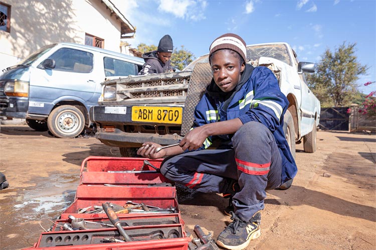 写真：大切な整備道具と