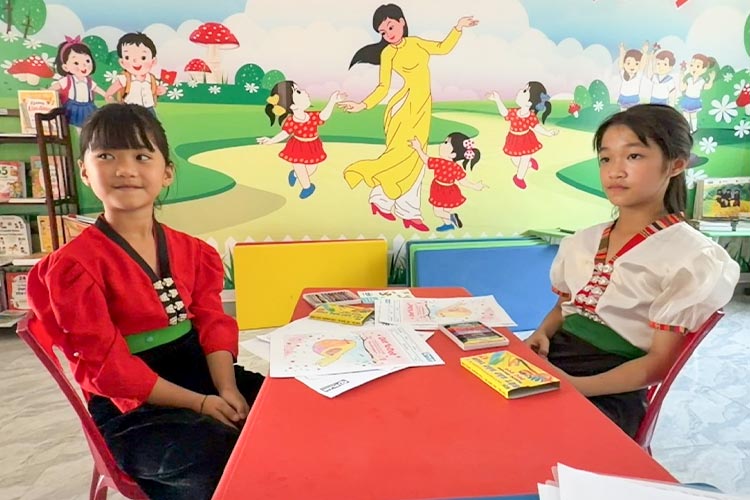写真：話を聞かせてくれた小学生のチャイルドたち