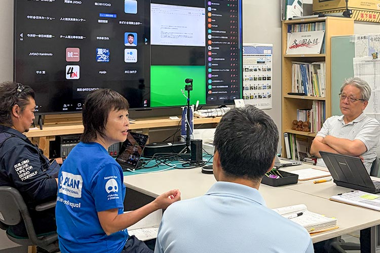写真：支援調整会議の様子
