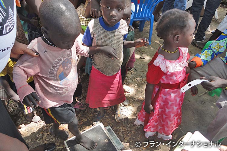 支援対象地域のひとつであるウガンダの南スーダン難民支援の様子