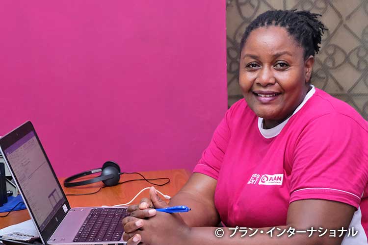 写真：プラン職員になったムバティアさん（ケニア）