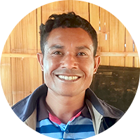 写真：ジョアオさん　村の小学校長