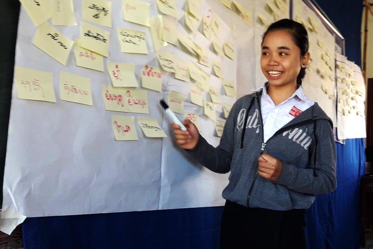 写真：女の子だってリーダーになれる！「学校でのジェンダー平等促進」プロジェクト（ラオス）