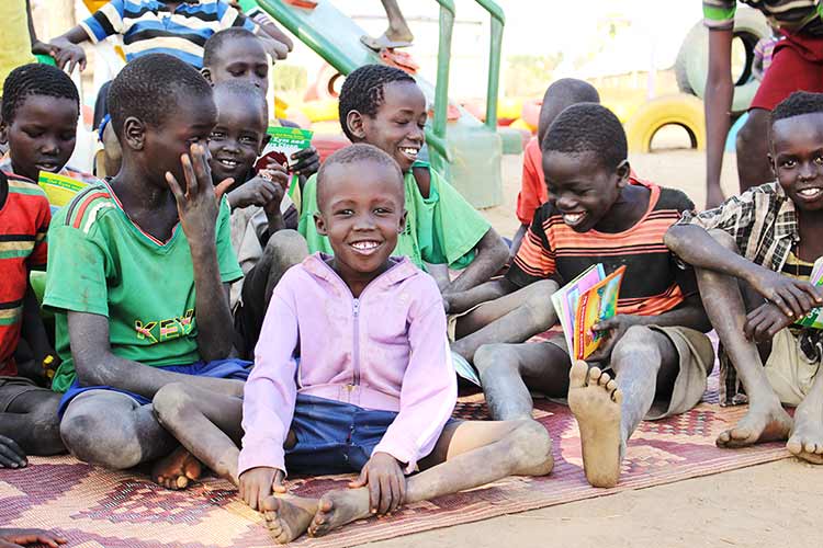 「南スーダン難民の保護と衛生改善」プロジェクト（ウガンダ・スーダン）
