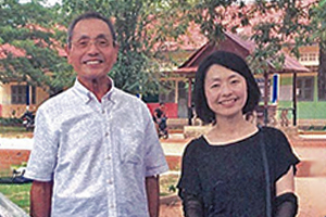 写真：Hさん。現地訪問に同行されたお嬢さんと