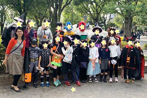 写真：ハロウィンイベントでFUNdrasing