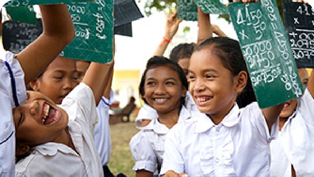 女の子に配慮したトイレを4校で7棟建設できます