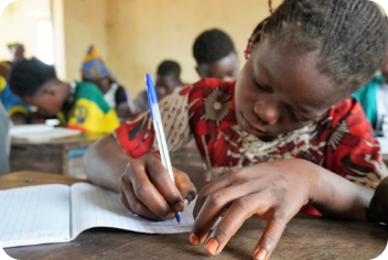 世界中の女の子が…学べるように