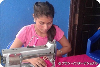 世界中の女の子が…働いて自立できるように