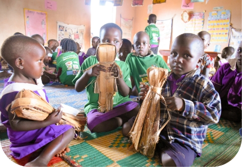 支援している子どもたち約4,900万人