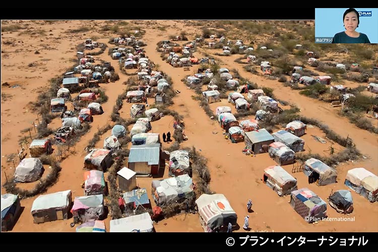 写真：国内避難民キャンプの様子