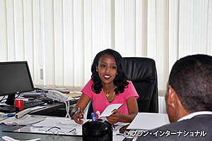 【政治】陸上競技連盟の代表に。女性のスポーツ参加の推進を訴える（エチオピア）