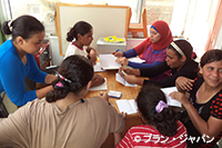 預金貸付協同組合に参加してビジネススキル学ぶ女の子たち / ©プラン・ジャパン