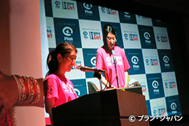 写真:メインフォーラムで司会を務めた高橋さん