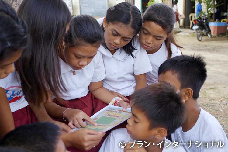 写真：災害に強い学校づくり～フィリピン～