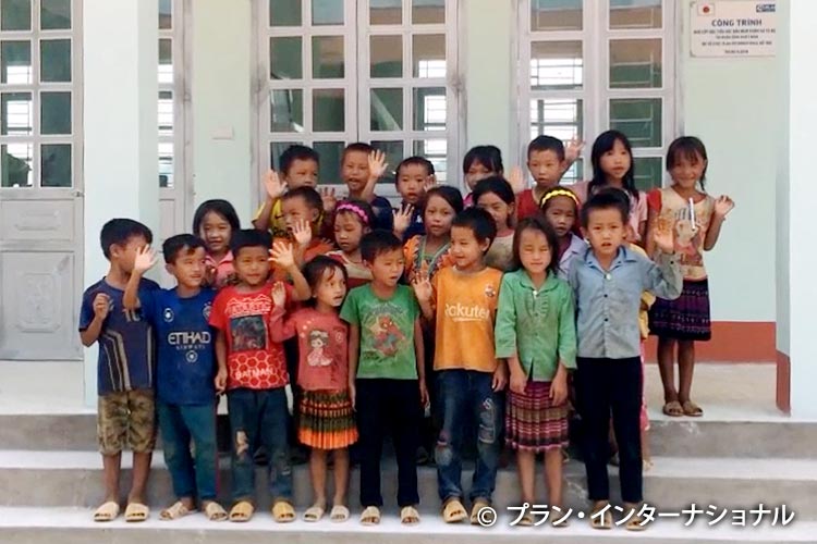 写真：ベトナムの子どもたちから動画メッセージ