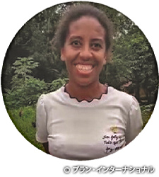 写真：クリスティーナ、サンルイ活動地域、チャイルドの母親）