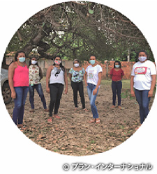 写真：エイドリアーナ、サンルイ活動地域、母親クラブのメンバー