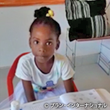 写真：リザ（6歳、チャイルド）