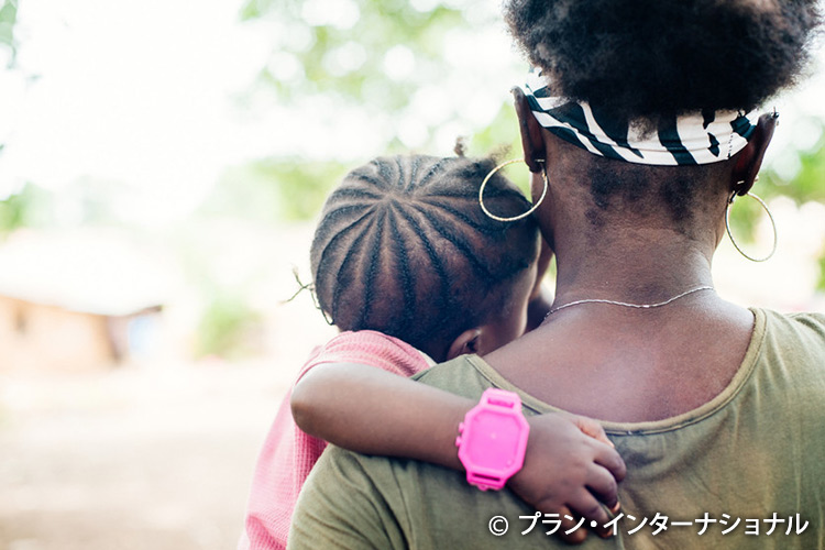 写真：家族にFGMを強制された女の子（シエラレオネ）
