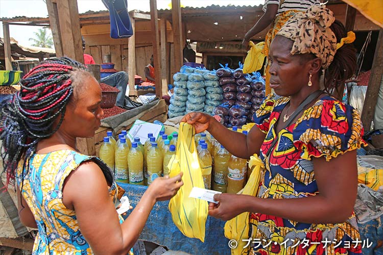 お店でクーポンと品物を交換（中央アフリカ共和国）