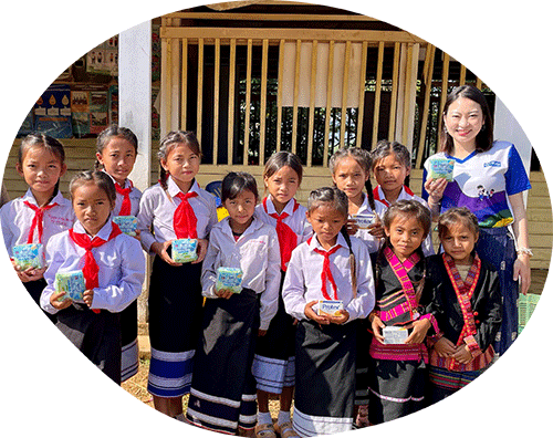 写真：ラオスにおける「女の子の衛生改善」プロジェクト