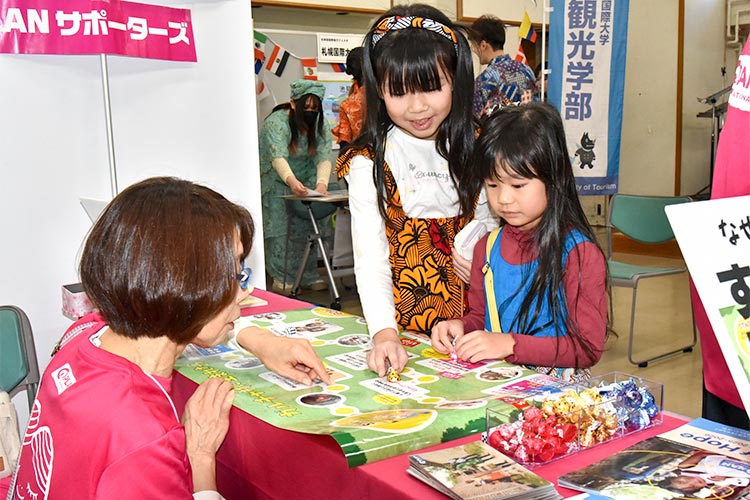 写真：あれっなんで女の子はゴールできないんだろう